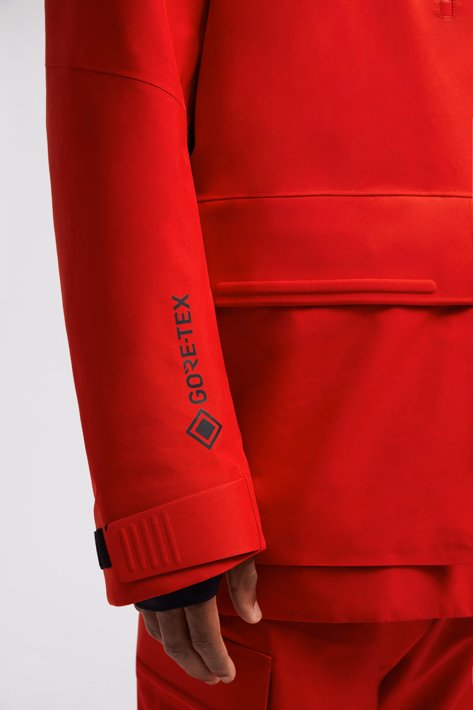 Cerro GORE-TEX Ski Jacket Men Red Moncler 6